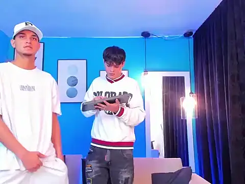 KingOfHeavens 2 online show from February 1, 8:29 pm