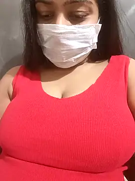 MidnightVibes  online show from February 13, 7:37 pm