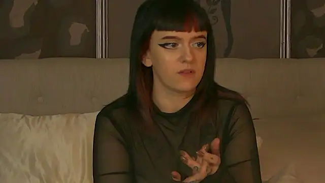 NyssaRaven online show from March 28, 8:36 am