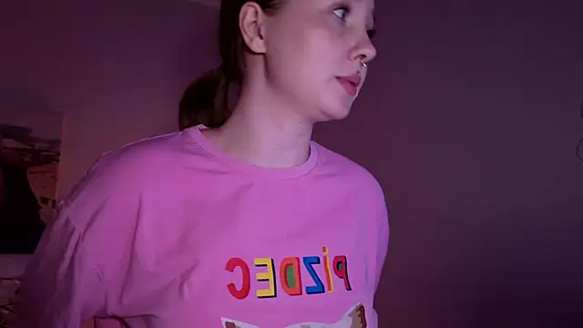 CandiceKingzzz online show from April 17, 5:59 pm