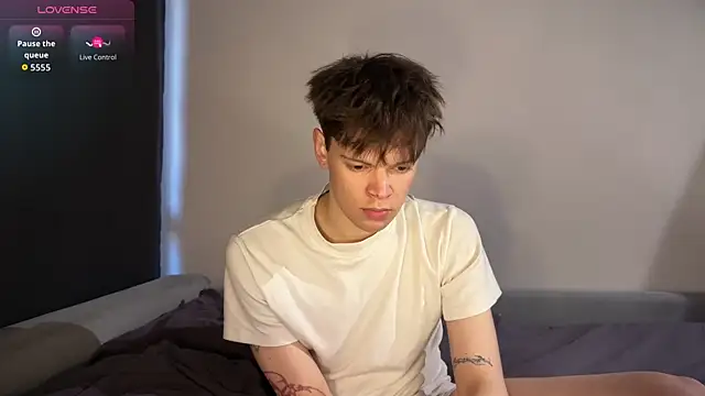 Kevin bucks online show from April 12, 2:42 pm