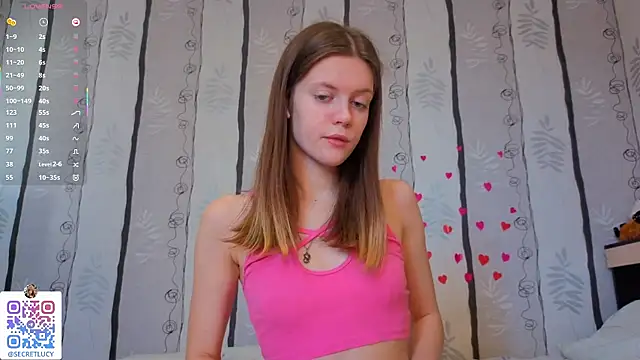 SueFerreyra online show from March 9, 8:28 am