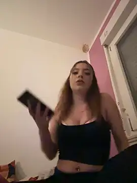 SofieKayla online show from April 14, 9:26 pm