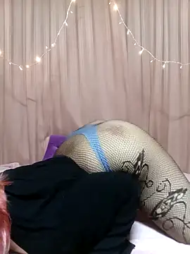 thegirlsshot 666 online show from February 19, 3:39 am