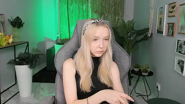 MaoqiBeverly online show from March 8, 5:22 am