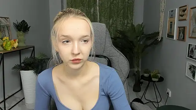 MaoqiBeverly online show from March 9, 8:39 am