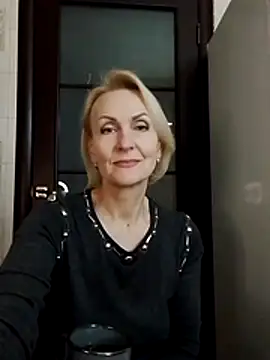 MichelleSolis online show from April 9, 3:28 pm