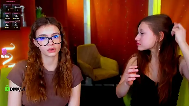 arianaa cat online show from March 20, 1:05 pm