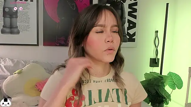 Hey lucy   online show from April 6, 11:33 am