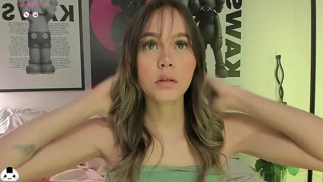 Hey lucy   online show from March 30, 11:21 am