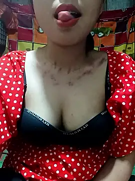 Small flower1 online show from March 31, 2:17 pm