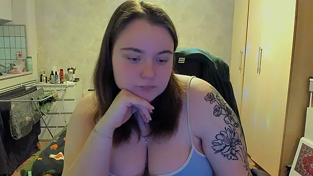 katya idinax online show from February 13, 5:14 pm