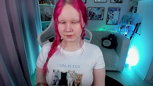 AnnieVibe online show from June 5, 5:52 pm