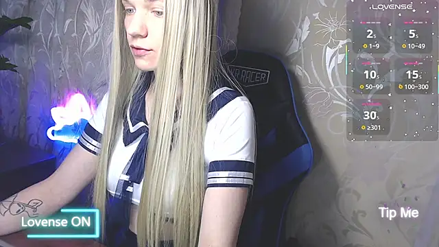 Shiny Victoria online show from May 30, 9:40 am