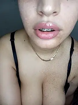 kamilia sexyy online show from February 25, 10:08 pm