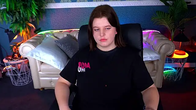 KristiFoxy online show from April 13, 8:04 am