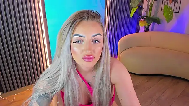 MissObsidian online show from March 14, 2:45 am