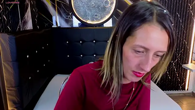 Karolyn rousse online show from February 7, 12:20 pm