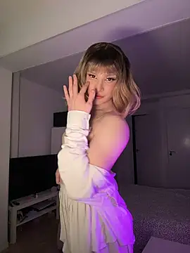 Julia SweetBaby online show from March 4, 3:40 pm