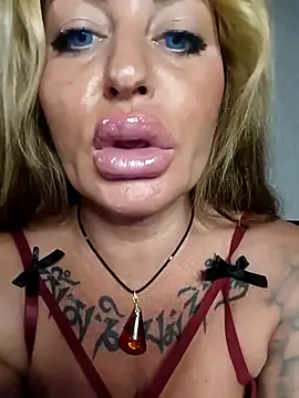 MiaMooly online show from September 20, 7:12 pm