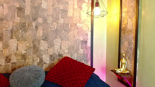 Elizabeth Ferrer online show from April 8, 12:40 pm