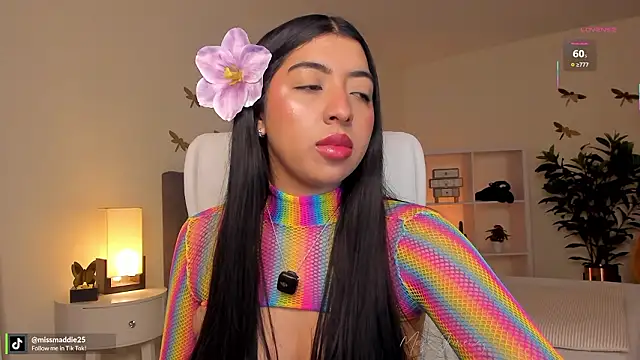 missvancouver online show from February 27, 1:22 pm