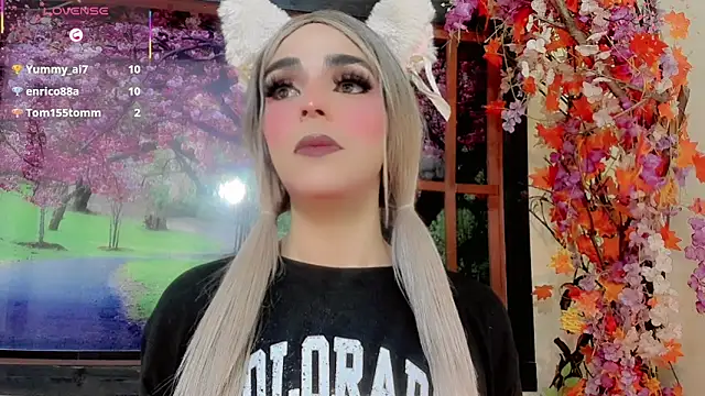 Maddye Fox online show from April 9, 7:19 pm