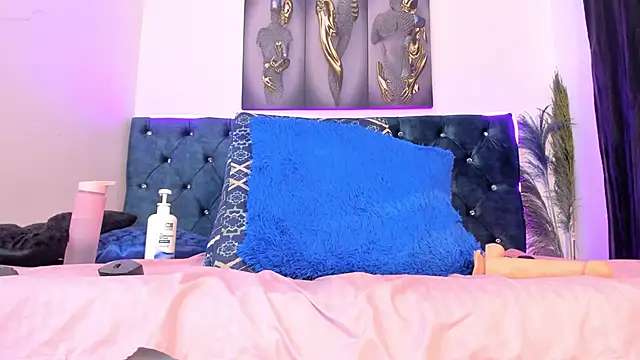 Roxanna 0 online show from June 8, 11:00 am