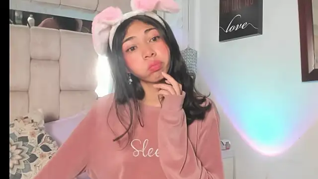 Eva cute7 online show from March 27, 6:04 am