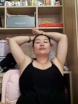 Jennie dogy online show from June 8, 1:28 am