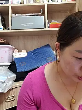 Jennie dogy online show from June 27, 5:30 am