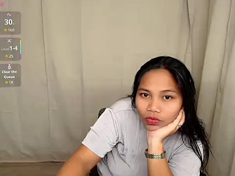 Black novaaa online show from February 7, 12:42 pm