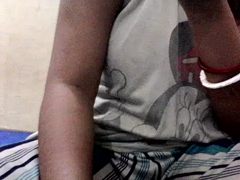 Janvi-Loves online show from April 28, 12:20 pm