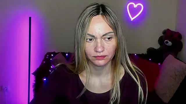 BlondMikey22 online show from April 6, 4:46 am