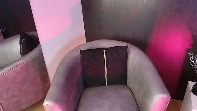 BonniePink  online show from May 7, 3:05 pm