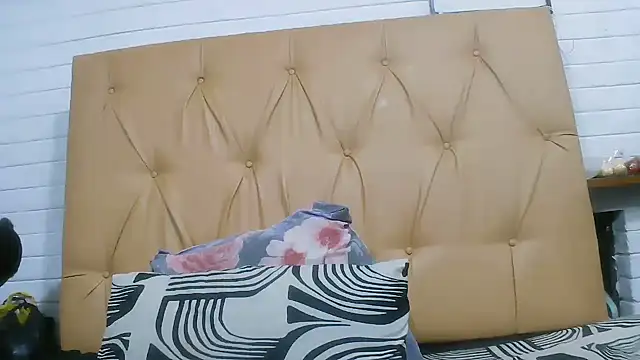 Ladyxx21 online show from February 19, 6:18 pm