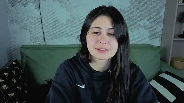 Maeren online show from March 4, 2:23 pm