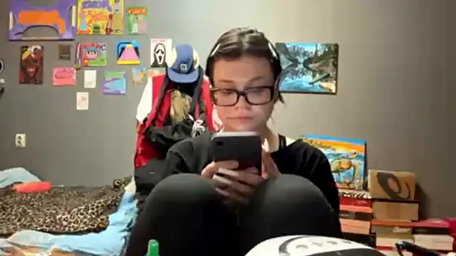 AngelLune online show from February 7, 7:40 pm