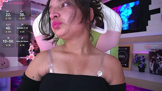  emily jonexs online show from March 3, 5:52 pm