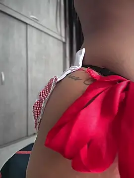 Bella arabic online show from February 17, 1:32 pm