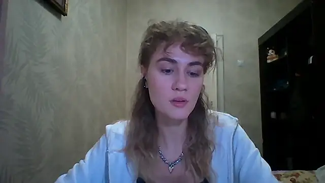 DeanneGilcher online show from February 28, 3:22 pm