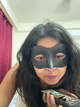 raavigirl online show from April 2, 7:22 pm