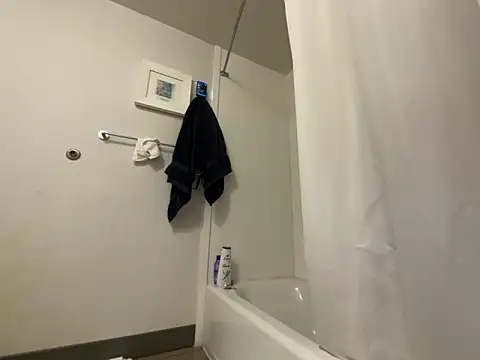 Goldie Glows63 online show from April 14, 2:39 pm