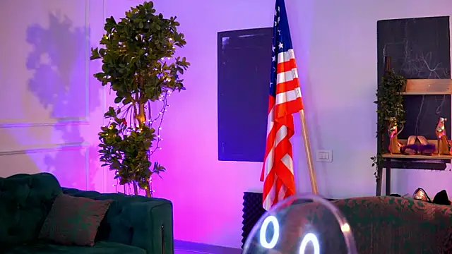 G0ldenGrace online show from February 16, 8:30 pm