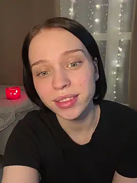  luna fox  online show from February 13, 3:57 pm