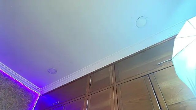 sarah escobarr online show from February 10, 1:58 pm