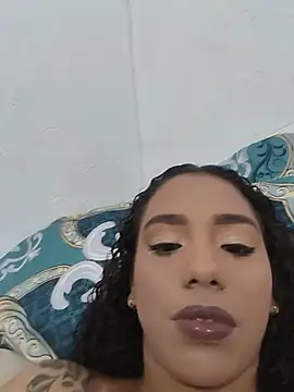 sandra rey  online show from May 31, 7:26 pm
