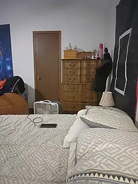 CuteKcCouple online show from March 4, 4:41 am