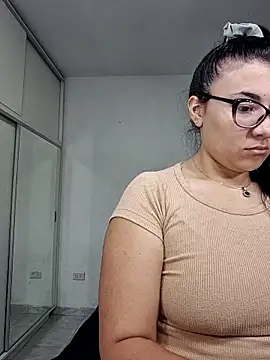 Agusgold22 online show from March 6, 1:17 pm