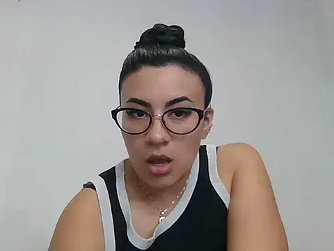 Agusgold22 online show from April 1, 5:32 pm